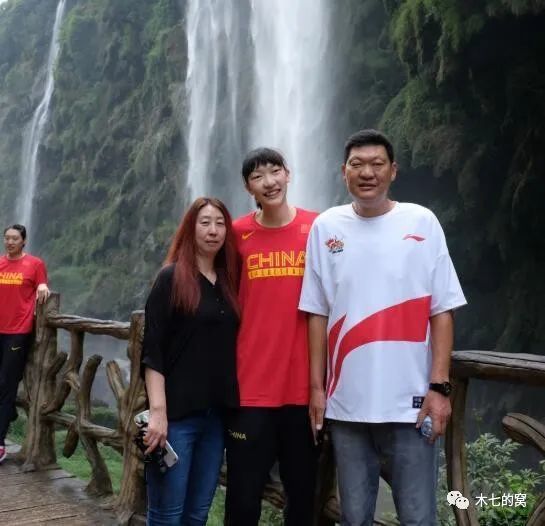 默森在接受采访时说道：“这场比赛非常的激烈，两支球队都想赢得比赛，并且这场比赛的节奏非常的快。